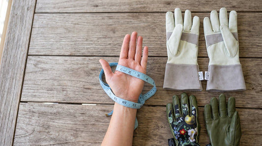 How to Choose the Right Size Gardening Gloves