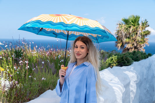 Poolside in Florida: The Case for Sunshine Daydream