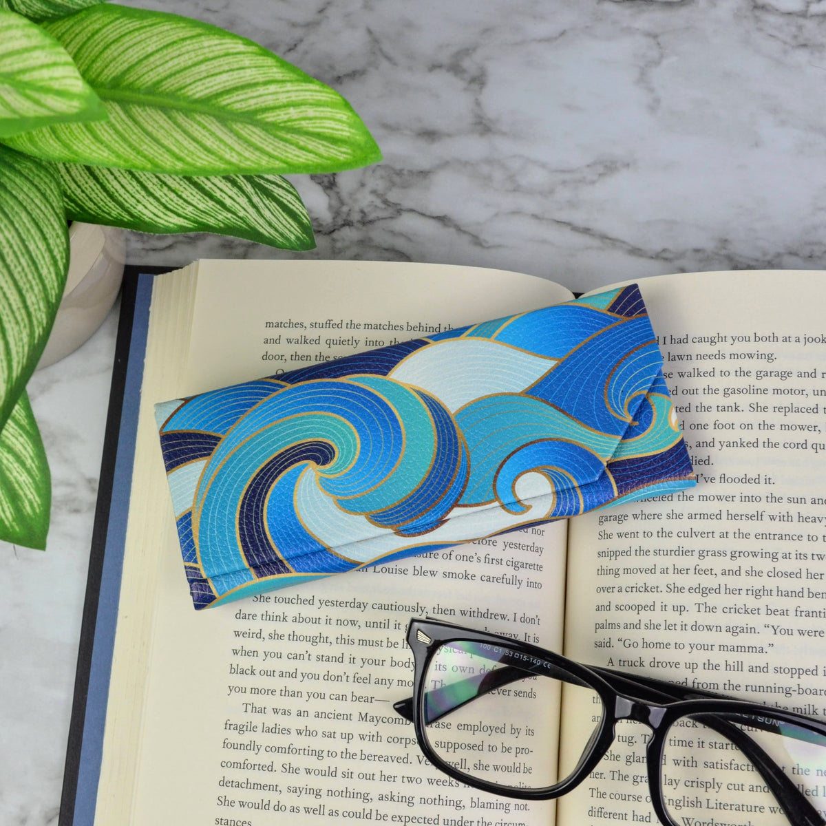 Enameled Wave Eyeglass & Sunglasses Case