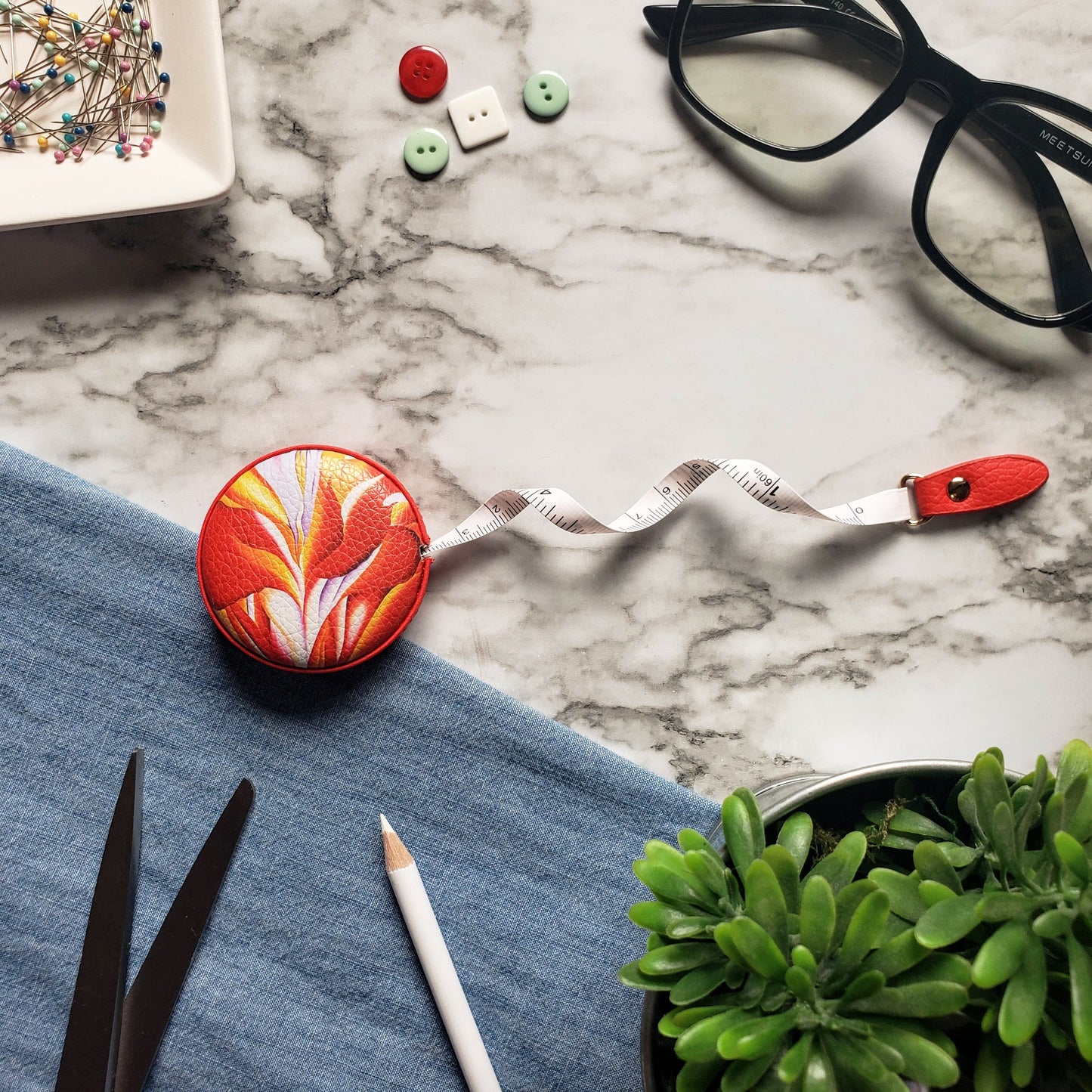 Georgia O'Keeffe Red Canna Tape Measure