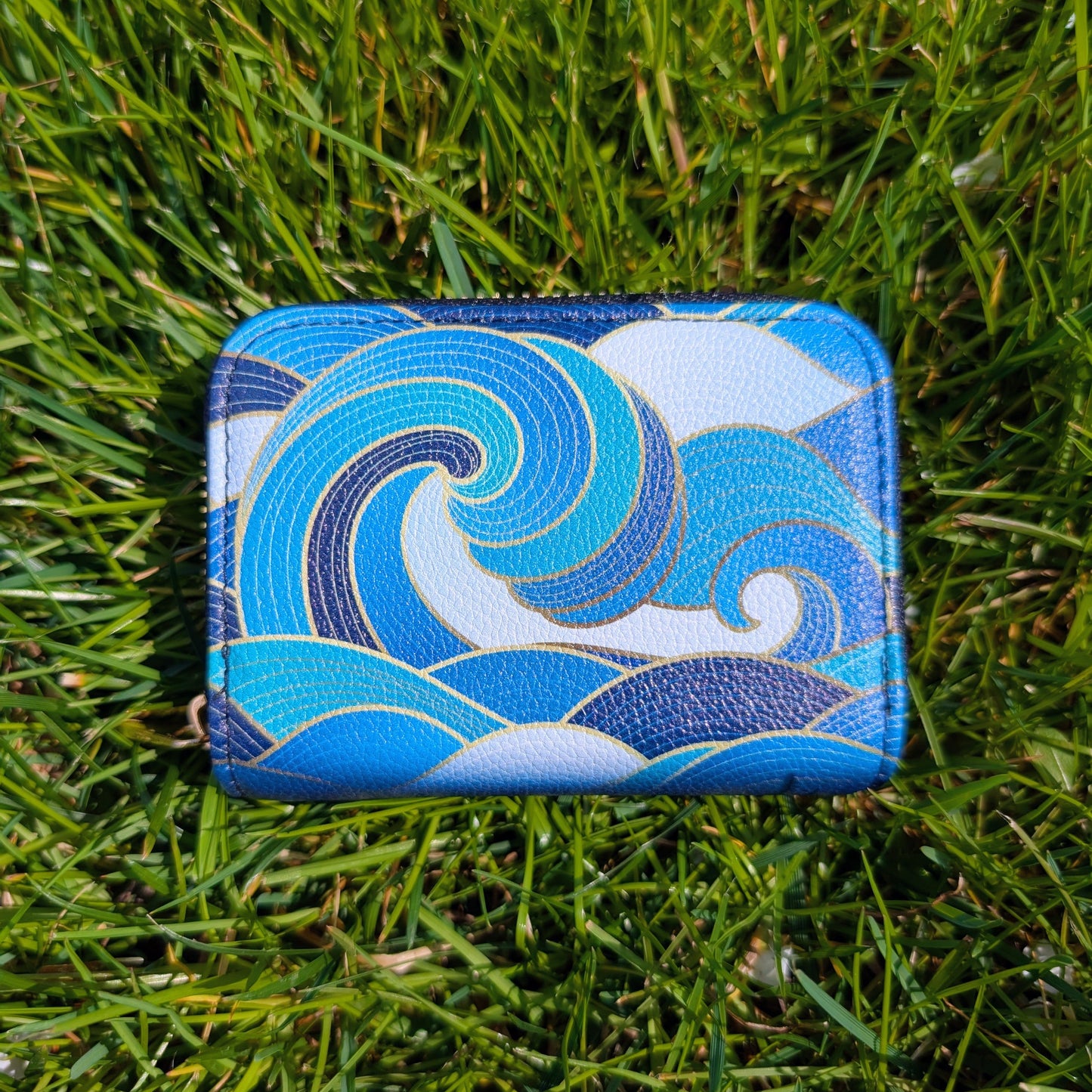 Enameled Wave RFID Zipper Wallet