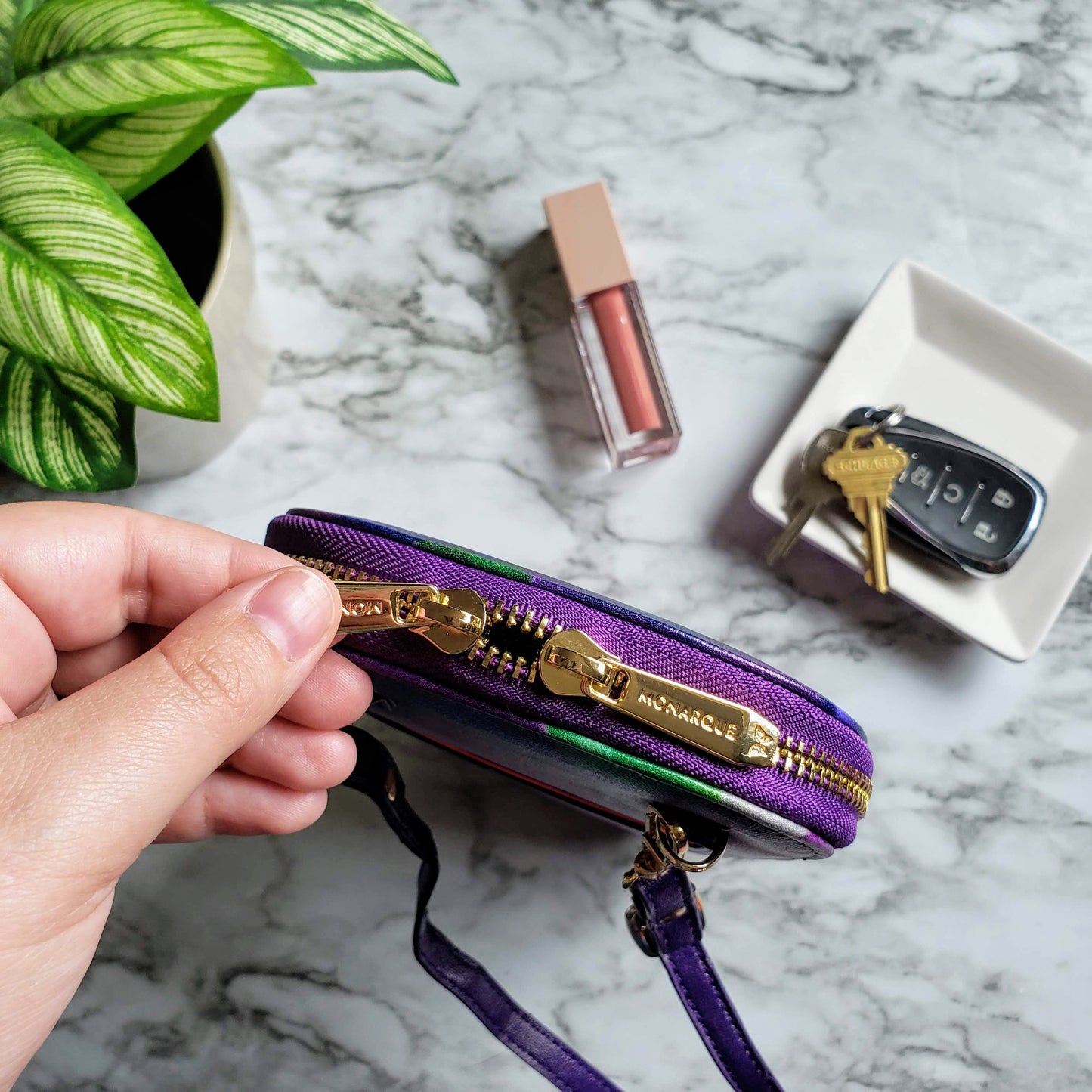 Georgia O'Keeffe Petunia Crossbody Bag