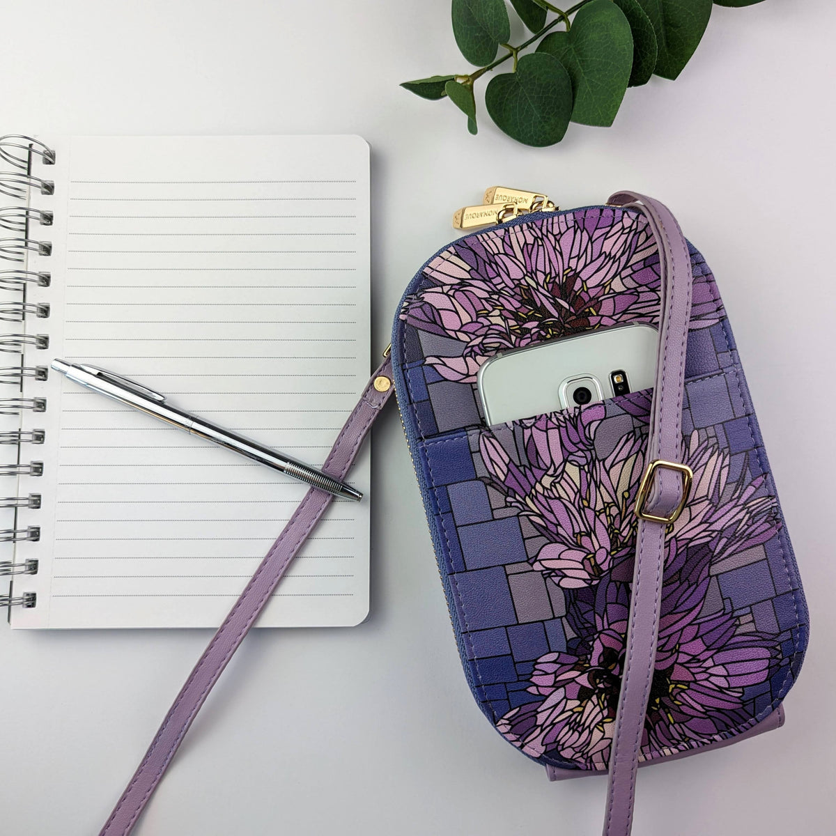 Art Glass Cupid's Dart Crossbody Bag