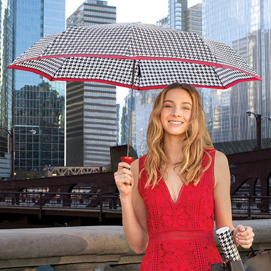 Happening Houndstooth Wine Bottle Umbrella