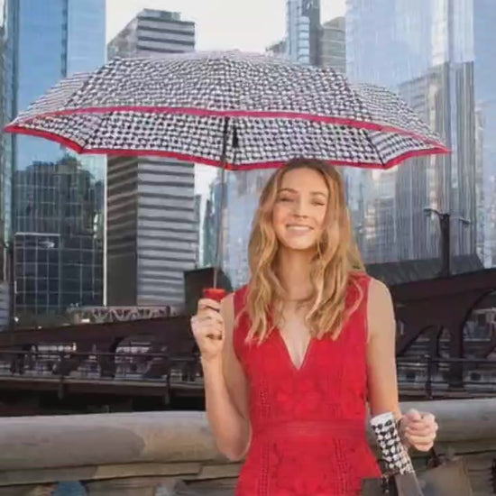 Happening Houndstooth Bottle Umbrella