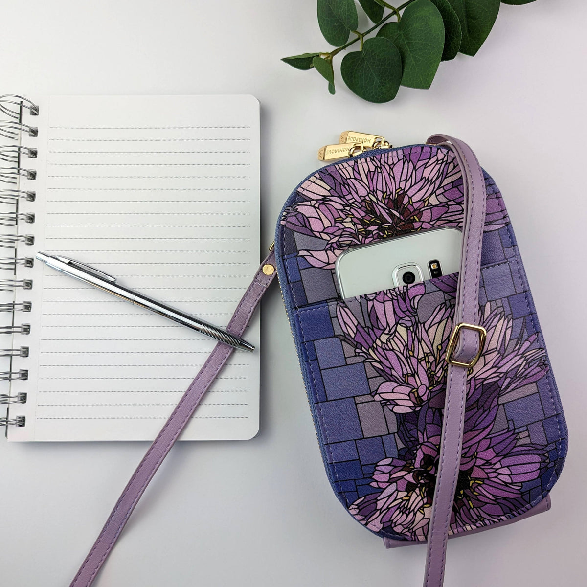 Art Glass Cupid's Dart Crossbody Bag